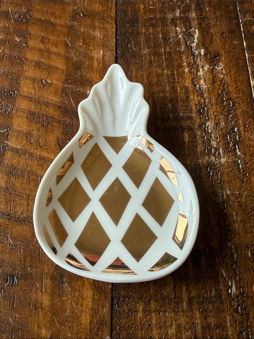 Avon White Gold Pineapple Trinket Dish Ring Jewelry Holder 5”